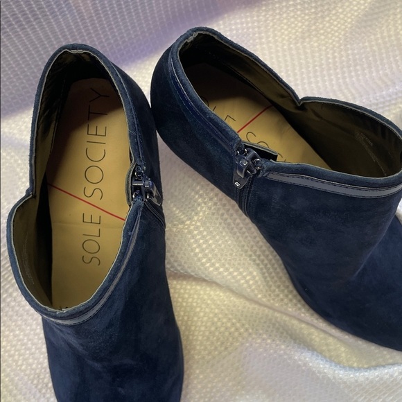 Sole Society Navy Blue Suede Ankle Booties Side Zip Pointed Toe Heels Women Sz 6 - Picture 2 of 11